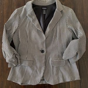 SOHO APPAREL LTD. ● Black and White Houndstooth Blazer